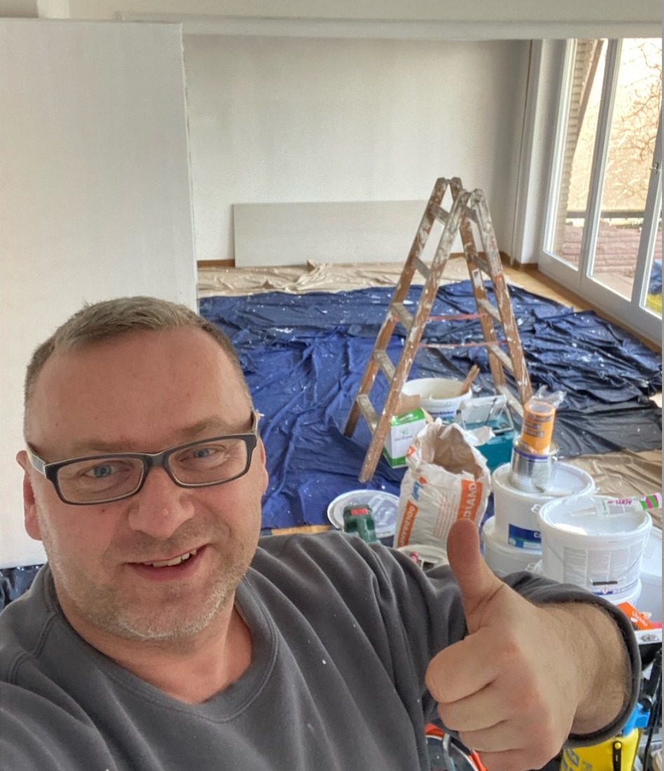 Sebastian Ossowski auf einer Baustelle in Nordhorn